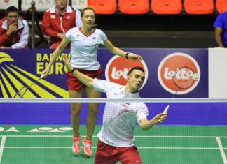 Gabby (back) and Chris Adcock - sweetest couple in the England team (photo: Europe Badminton)