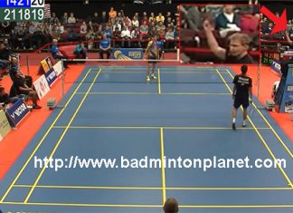 Iskandar Zulkarnain (black shirt) was hit by a red card in the 2015 Austrian Open men’s singles final.