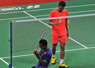 Tommy Sugiarto dropping to his knees to celebrate his India Open victory over Lin Dan. (Photo: S. Subramanium)