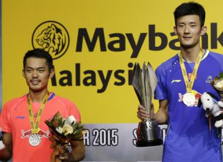 Chen Long and Lin Dan (left) play a great men's singles final match at Malaysia Open on Sunday
