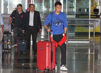 Lee Chong Wei arrives at Kuala Lumpur International Airport after his hearing concludes at Amsterdam last Saturday (Photo: Goh Thean Howe)