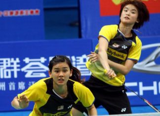 Vivian Hoo (back) and Woon Khe Wei are the only Malaysian women's doubles left at China Masters