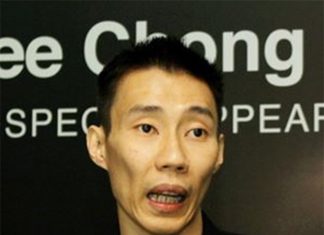 Lee Chong Wei attends a signing ceremony between BAM and XOX mobile on Tuesday. (photo: Bernama)