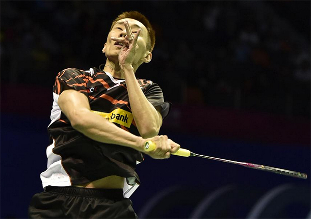 It's exciting to watch Lee Chong Wei steps back on court to play badminton again. (Photo: Reuters)