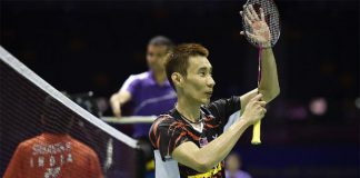 Lee Chong Wei thanks the crowd after his win over K. Srikanth at the 2015 Sudirman Cup. (photo: Reuters)