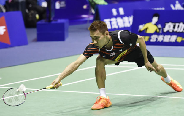 Lee Chong Wei returns a shot from Son Wan Ho of Korea on Thursday.