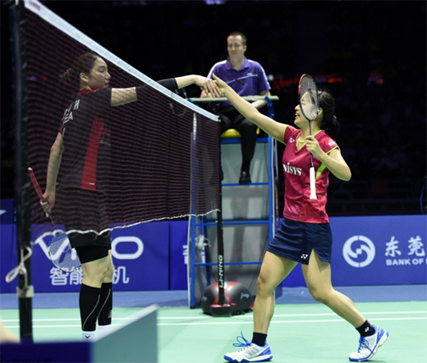 Nozomi Okuhara displays superb determination and fighting spirit in the Sudirman Cup semi-finals.