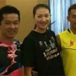 Looks like Lin Dan’s wife – Xie Xinfang (middle) will give birth pretty soon.