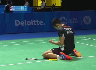 Chong Wei Feng goes down on knee after defeating Jonatan Christie of Indonesia at SEA Games men's singles quarter-finals.