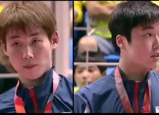 Son Wan-ho loses to Jeon Hyeok-Jin (right) in the 2015 Universiade men's singles final.