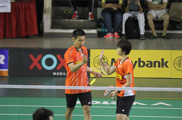 Lee Chong Wei and Vivian Hoo win the mixed doubles champion at 2015 Perak Open. (photo: howkt)
