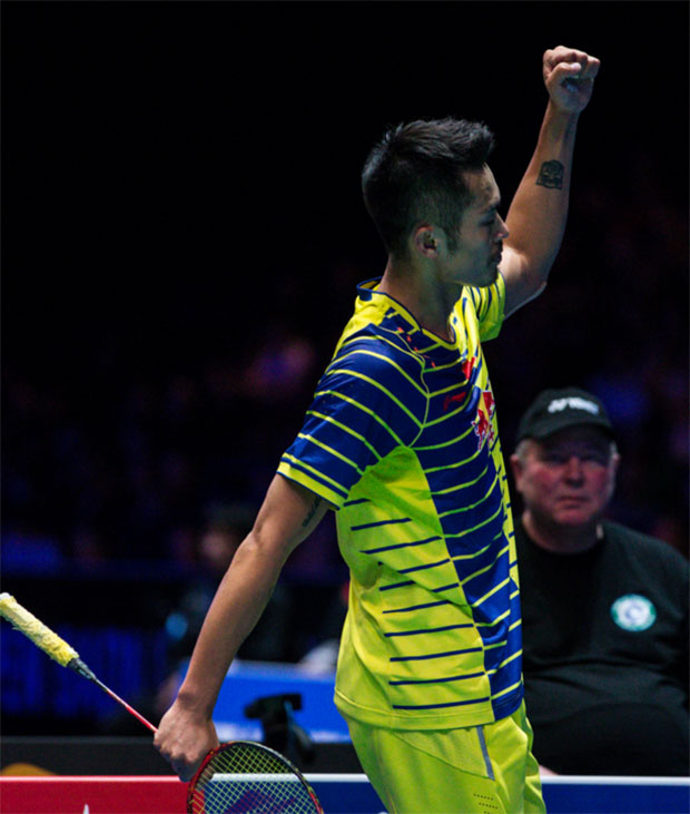 With no Lee Chong Wei and Chen Long, Lin Dan becomes the top favourite to win the 2016 All England title. (photo: AFP)