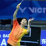 Lee Chong Wei returns a shot from Wang Zhengming at 2016 BAC. (AFP)