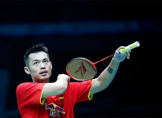 China's Lin Dan reacts during him men's singles match against Ihsan Maulana Mustofa of Indonesia's at the 2016 Asia badminton championship in Wuhan. (photo: GettyImages)