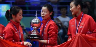 Wang Shixian, Li Xuerui, Wang Yihan (from left) are trying to squeeze into the 2 spots allocated for China in Olympics.