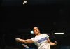 Saina Nehwal returns a shot at the 2016 Australian Badminton Open. (photo: GettyImages)