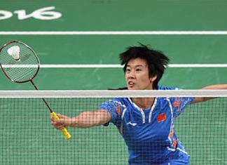 Tang Yuanting is actually taking a rest from badminton. (photo: AP)