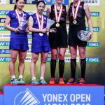 Christinna Pedersen/Kamilla R. Juhl and Ayaka Takahashi/Misaki Matsutomo stand on the podium at the awarding ceremony of the 2016 Japan Open. (photo: AP)