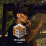 Lin Dan caught urinating in public!