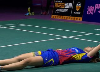 Lai Pei Jing lies on court after failing to return the match point shot from Tse Ying Suet.