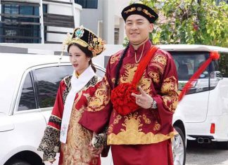Congratulations to Tan Boon Heong and Sherlyn Tan. (photo: Tan Boon Heong's Facebook)