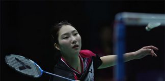 Sung Ji-Hyun plays incredible defense in the semi-final to beat P.V Sindhu. (photo: AFP)