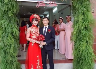 Wish Nguyen Tien Minh and Vu Thi Trang a lifetime of love and happiness. (photo: Nguyen's Facebook)