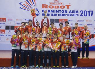 Japanese team celebrate their victory against Korea in the 2017 Asian Badminton Mixed Team Championships final. (photo: Dong Huyen)
