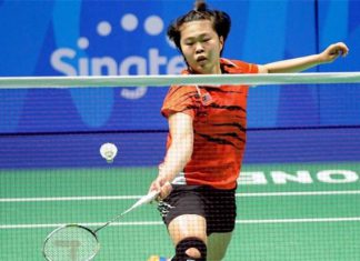 Tee Jing Yi and Joyce Choong are 1 win away from winning their first international title. (photo: AFP)