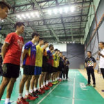 Misbun Sidek talks to Malaysian players during his first training session with BAM. (photo: Luqman Hakim Zubir)