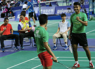 Vountus Indra Mawan (right) is excited to be back to BAM. (photo: Bernama)