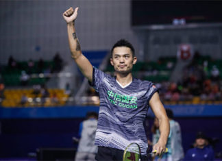 Perhaps Lin Dan is trying to conserve his energy for next week's French Open. (photo: AP)