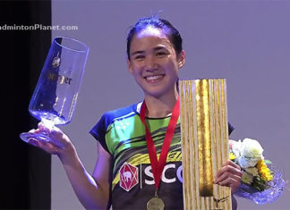 Nitchaon Jindapol lifts Bitburger Open trophy at the Saarlandhalle Saarbrucken Arena in Germany.