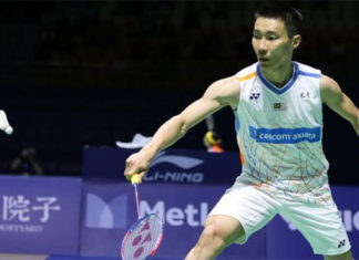 Lee Chong Wei takes revenge on Brice Leverdez in China Open second round.