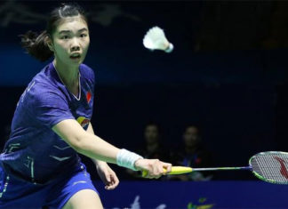 China's badminton sensation Gao Fangjie beats Olympic Champion Carolina Marin in China Open semi-finals. (photo: AP)