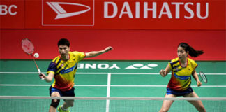 Goh Soon Huat/Shevon Jemie Lai have taken the upper hands against the higher ranked Tan Kian Meng/Lai Pei Jing. (photo: AP)