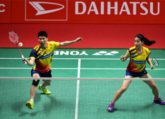 Goh Soon Huat/Shevon Jemie Lai have taken the upper hands against the higher ranked Tan Kian Meng/Lai Pei Jing. (photo: AP)