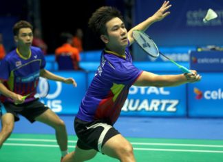 Chooi Kah Ming (left) /Low Juan Shen need to work harder to make the Malaysia Thomas Cup team. (photo: AP)