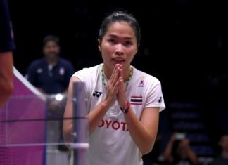 Ratchanok Intanon inspires other Thailand women's shuttlers to do well in the Uber Cup semi-final. (photo: AFP)