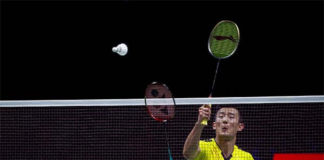 Kento Momota (left) has an extremely bright future ahead of him. (photo: AP)