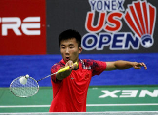 Lu Guangzu returns a shot from Suppanyu Avihingsanon of Thailand at the 2018 US Open. (photo: AP)