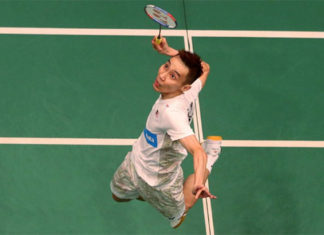 Lee Chong Wei sets up a mouth-watering clash with Viktor Axelsen in the Malaysia Open quarter-finals. (photo: Bernama)