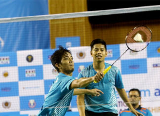 Arif Latif/Azriyn Ayub are fighting for their own success in badminton. (photo: Bernama)