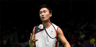 Kento Momota on track to become world's best badminton player. (photo: AFP)