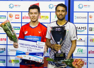 Cheam June Wei (L) poses for picture with Sourabh Verma. (photo: Dutch Open)