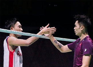 Kento Momota defeats Lin Dan in Hong Kong Open first round. (photo: AFP)
