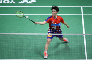 Wish Goh Jin Wei good luck in the 2018 World Junior Championships final. (photo: AFP)