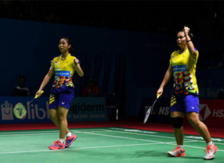 Chow Mei Kuan/Lee Meng Yean have a 1-2 career meeting record against Ashwini Ponnappa/Reddy N. Sikki prior to Sunday's final. (photo: AFP)