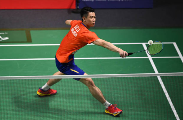Lee Zii Jia is trying to make his mark in the sport of badminton. (photo: AFP)