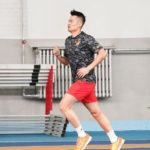 Lin Dan doing some track workouts.